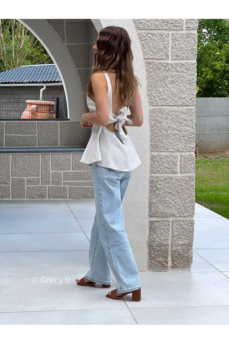 top peplum beige dos ouvert noeud mode grecy tendance printemps été 2025 ootd fluide cérémonie chic