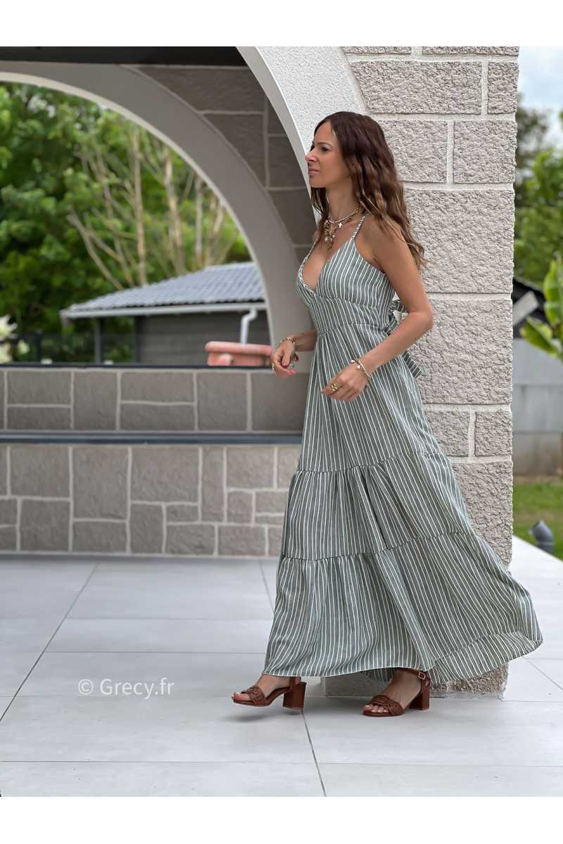 Robe longue rayures kaki noeud dos bohème mode grecy tendance printemps été 2025 ootd fluide cérémonie chic
