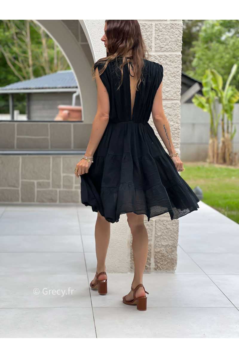 Robe gaze de coton noire bohème mode grecy tendance printemps été 2025 ootd fluide cérémonie chic