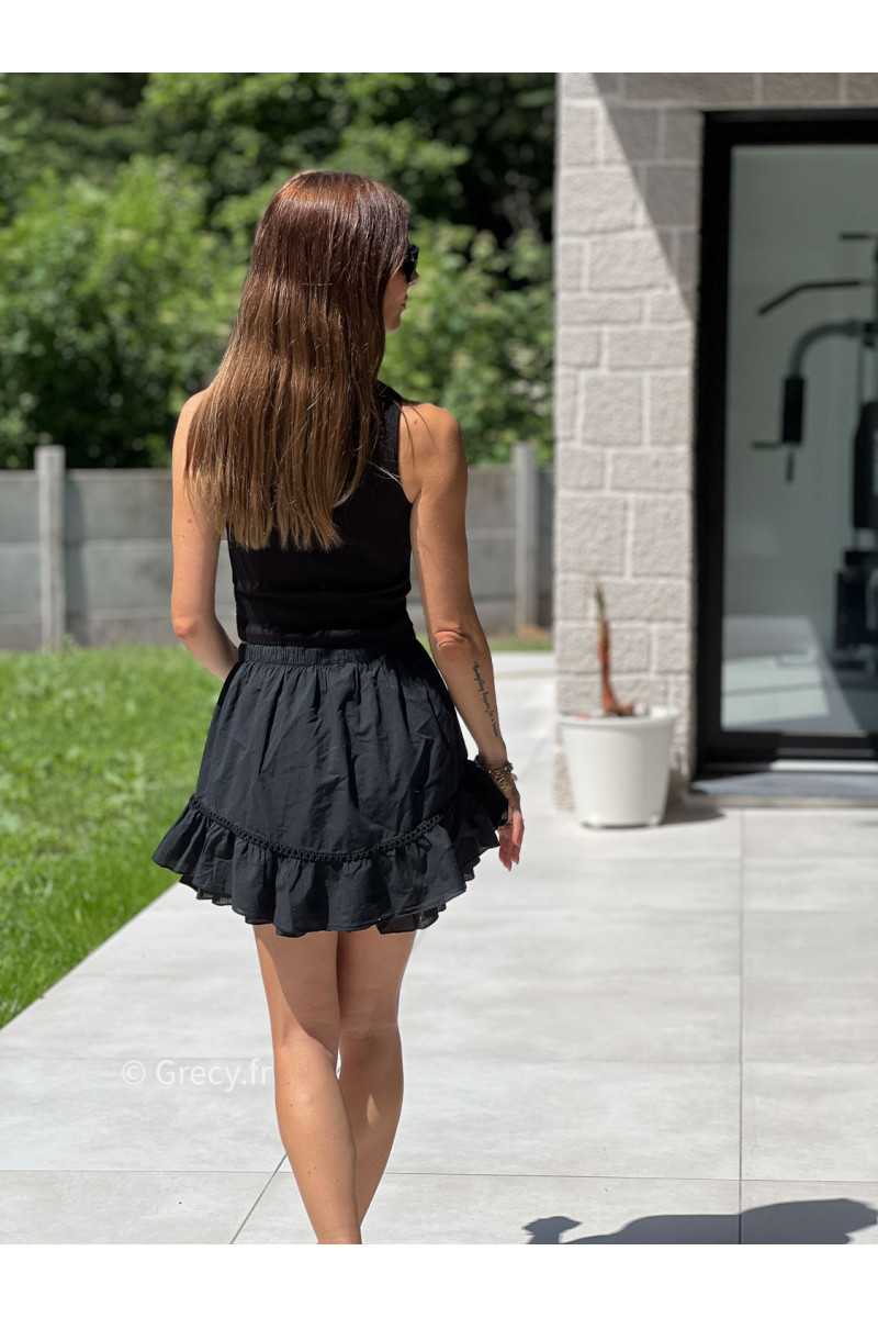 Jupe short noire mode tendance grecy printemps été 2025 basique intemporel