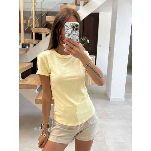 t-shirt épais jaune côtelé basique intemporel prêt du corps cintré col rond mode tendance grecy été 2025