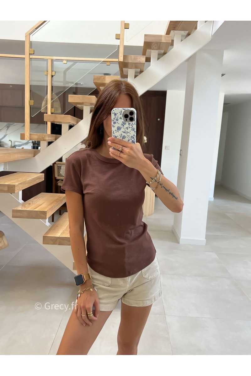 t-shirt épais marron côtelé basique intemporel prêt du corps cintré col rond mode tendance grecy été 2025