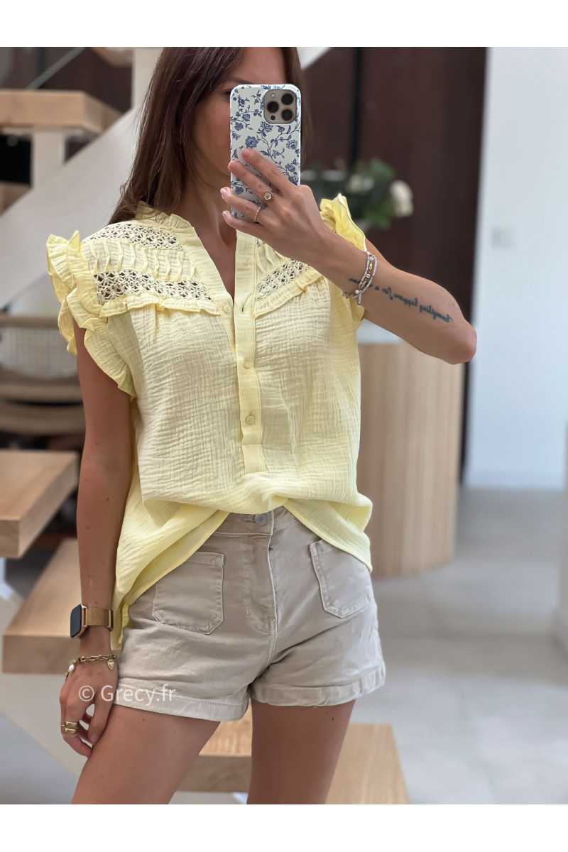 Blouse gaze de coton jaune volants broderies mode tendance grecy été 2025