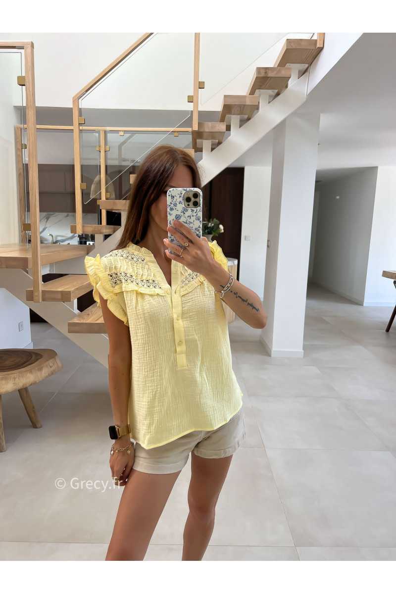 Blouse gaze de coton jaune volants broderies mode tendance grecy été 2025