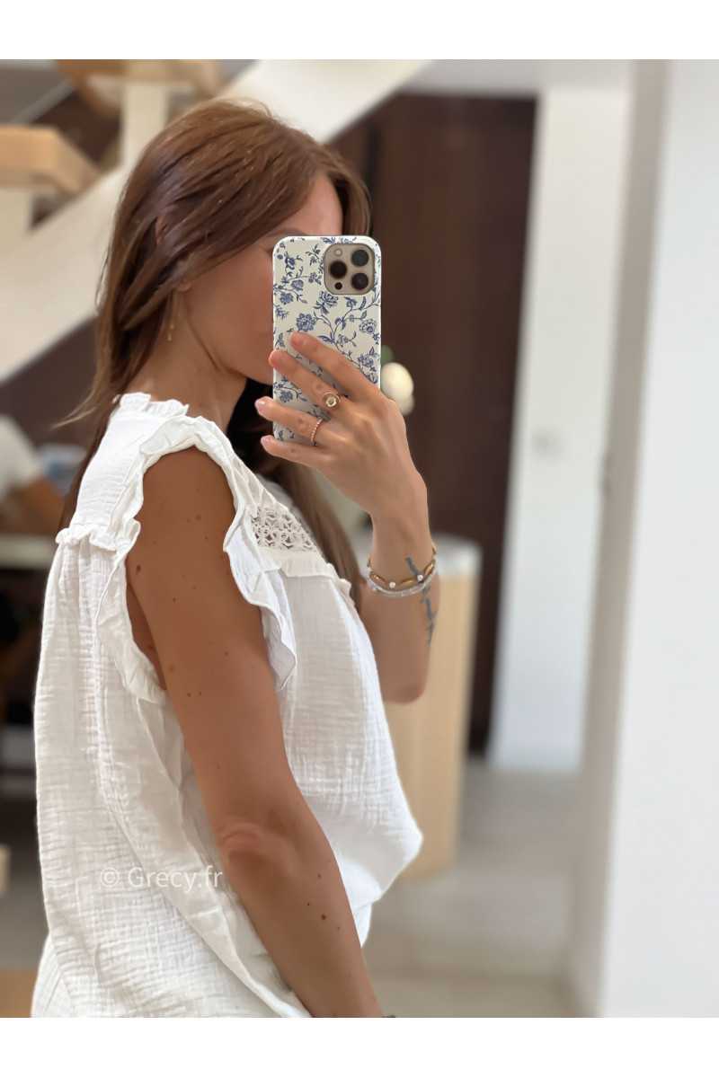 Blouse gaze de coton blanche volants broderies mode tendance grecy été 2025