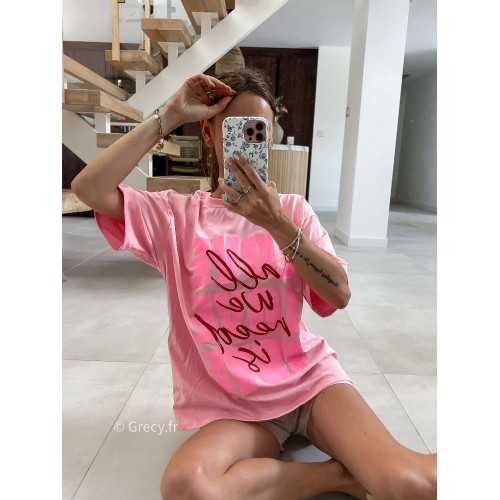 T-shirt rose All we need is love