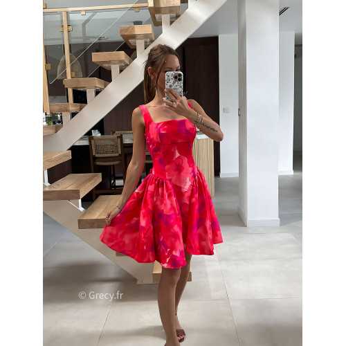 Robe courte rouge rose fleurie corset cérémonie mode tendance grecy