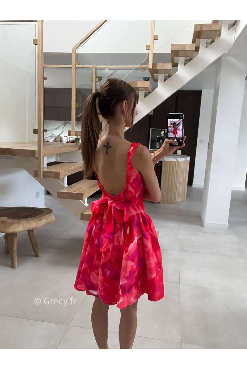 Robe courte rouge rose fleurie corset cérémonie mode tendance grecy noeud dos