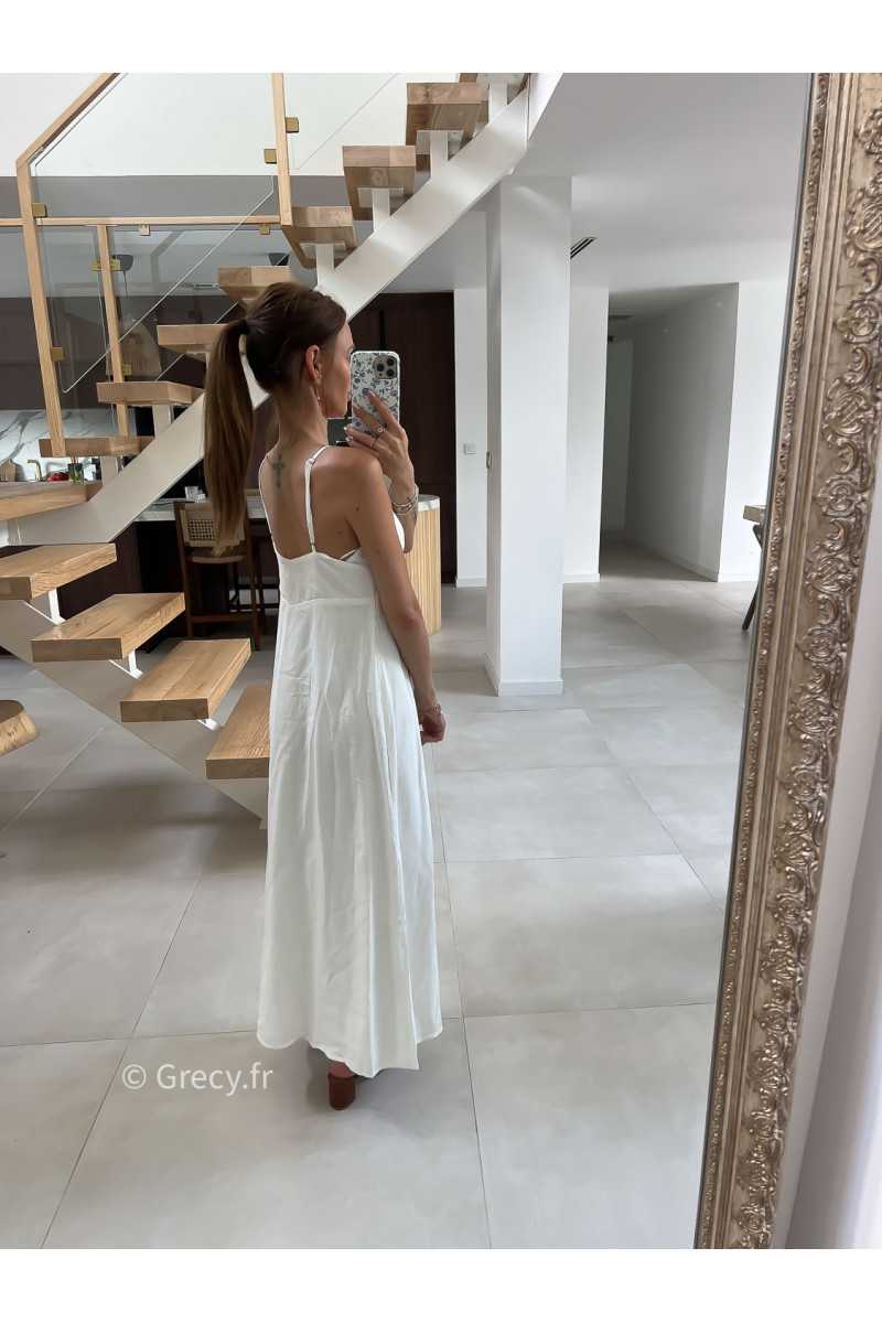 Robe longue en lin boutonnée à bretelles été look chic intemporel mode tendance grecy