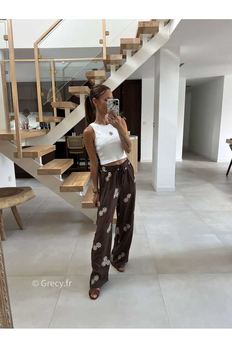 Pantalon marron broderies été look chic intemporel mode tendance grecy