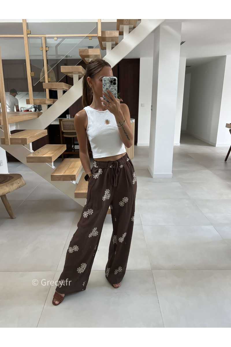 Pantalon marron broderies été look chic intemporel mode tendance grecy