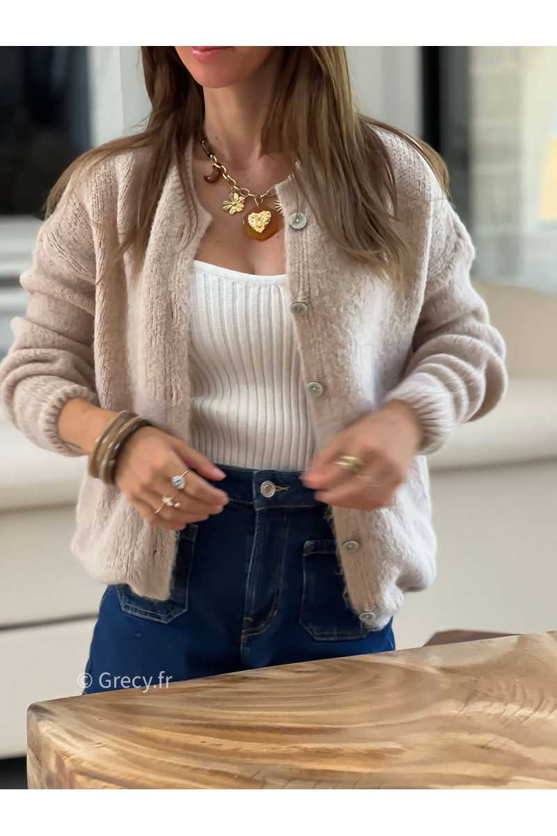 Gilet boutonné alpaga mohair beige basique tendance grecy look