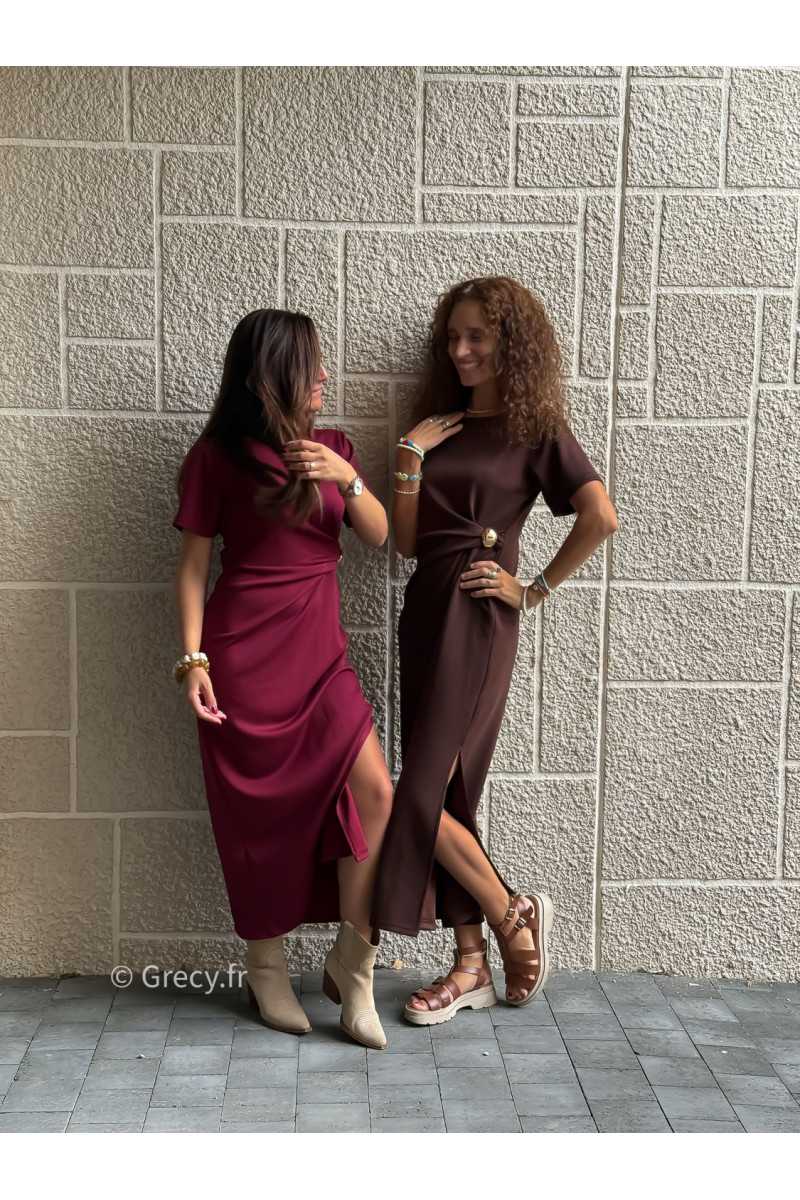 robe longue marron manches courtes détail doré fente basique tendance grecy look automne hiver 2025 2026