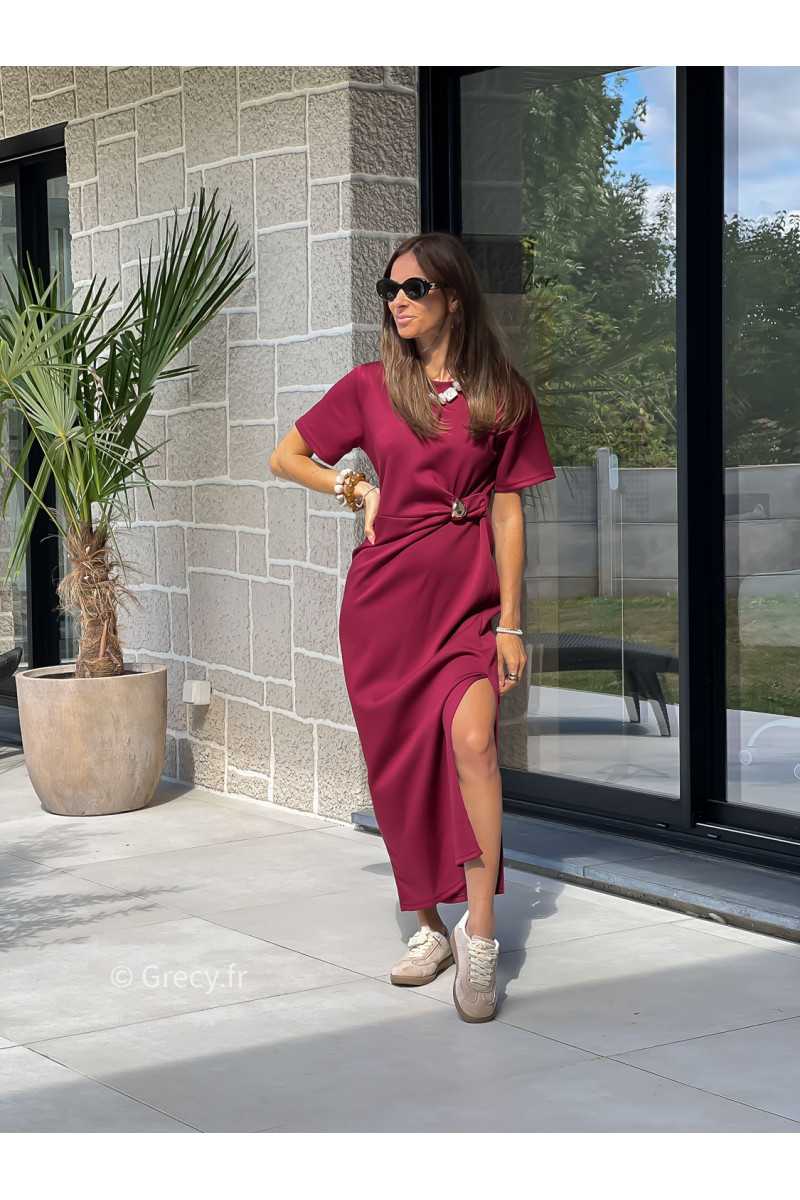 robe longue bordeaux manches courtes détail doré fente basique tendance grecy look automne hiver 2025 2026