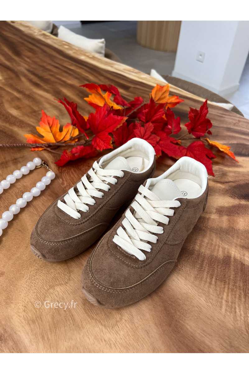 baskets camel marron clair suédine basique tendance grecy look automne hiver 2025 2026