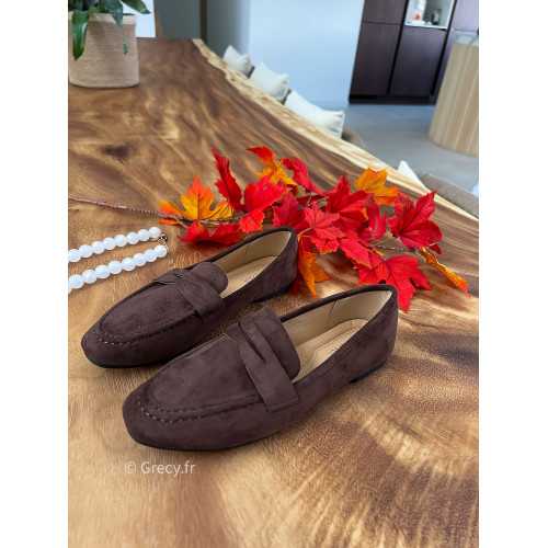 mocassins marron chocolat suédine basique tendance grecy look automne hiver 2025 2026