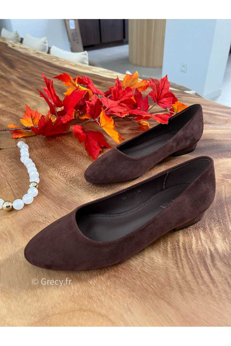 ballerines marron chocolat suédine basique tendance grecy look automne hiver 2025 2026
