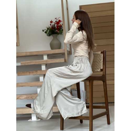 pantalon fluide soie beige basique tendance grecy look automne hiver 2025 2026