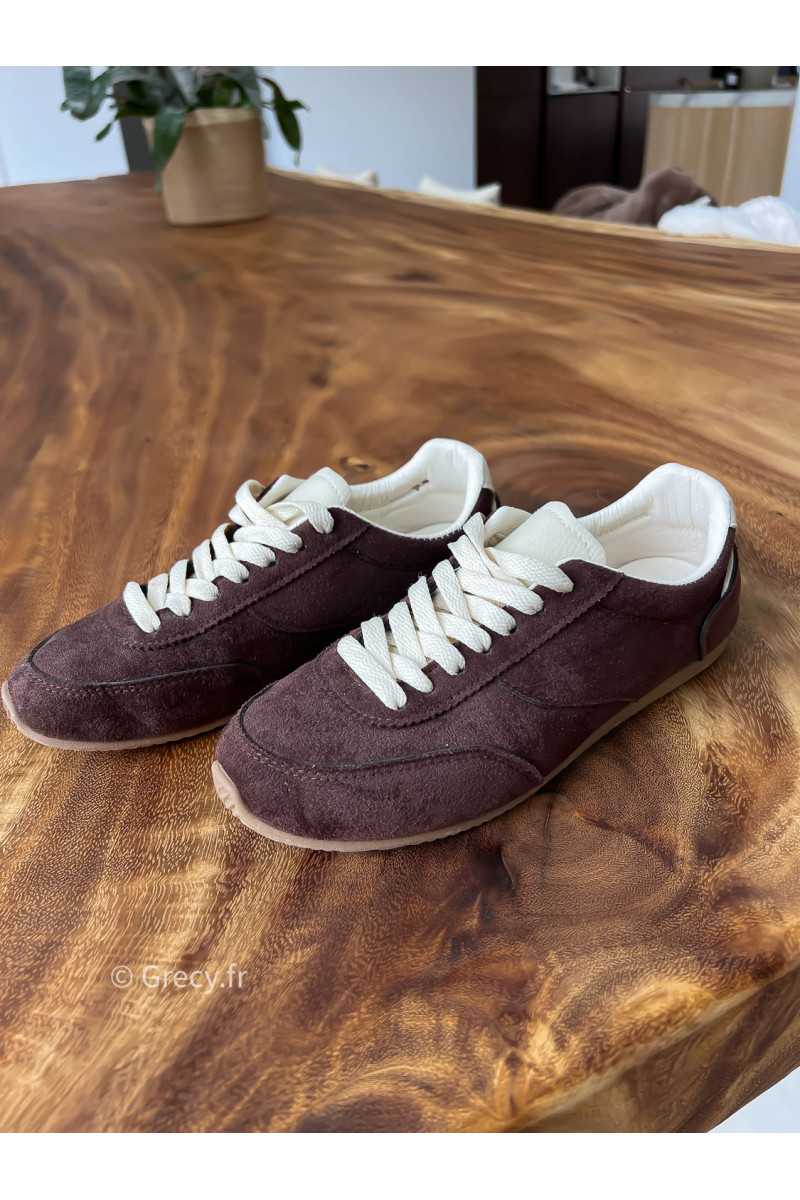 baskets marron chocolat suédine basique tendance grecy look automne hiver 2025 2026