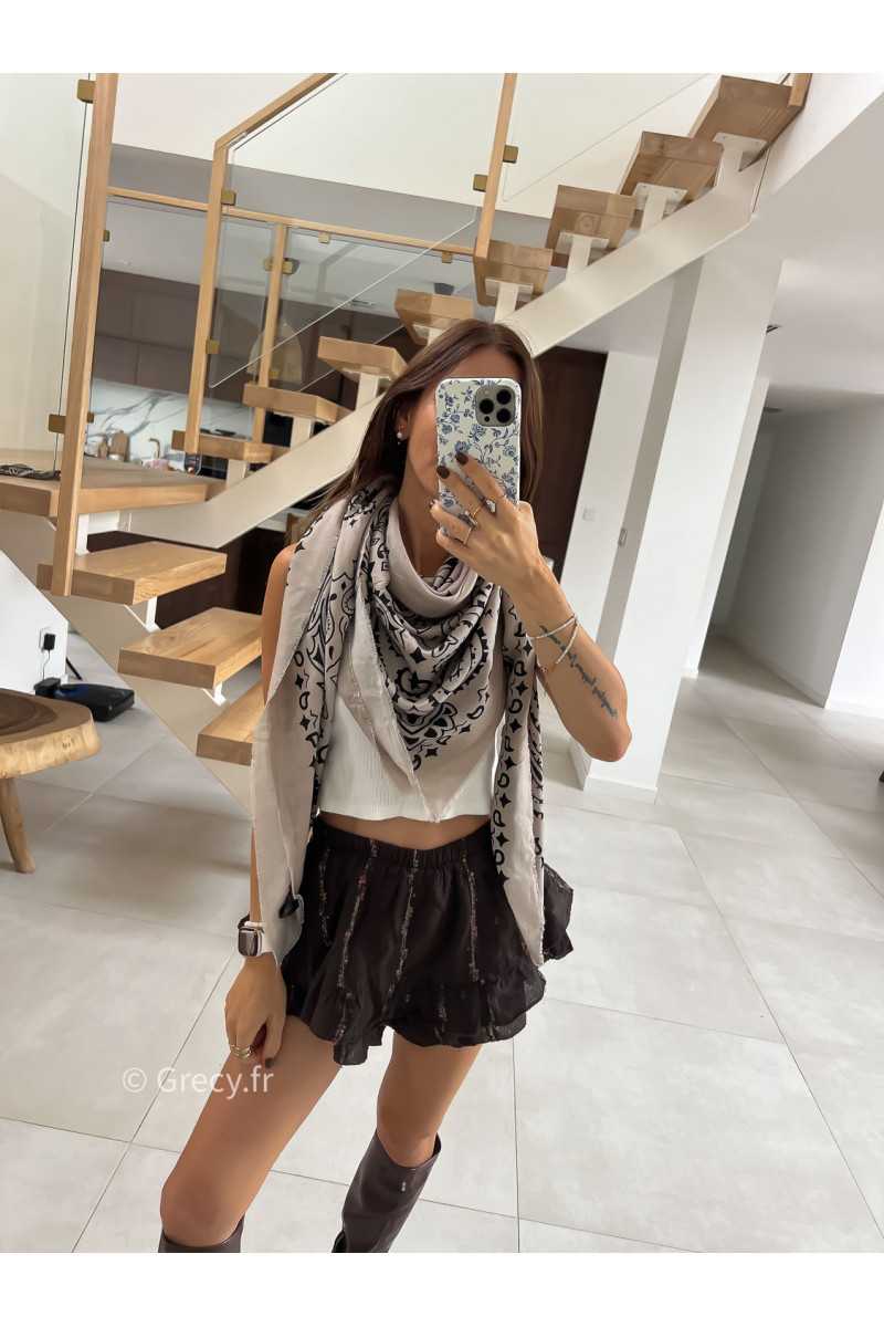 Echarpe beige en laine foulard motif bandana kujten