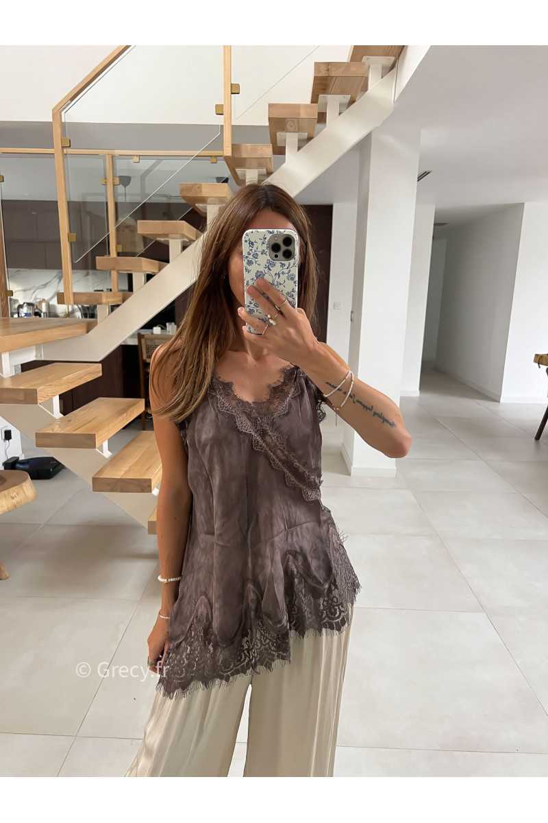 Débardeur style lingerie dentelles taupe mode tendance grecy look Zara mango