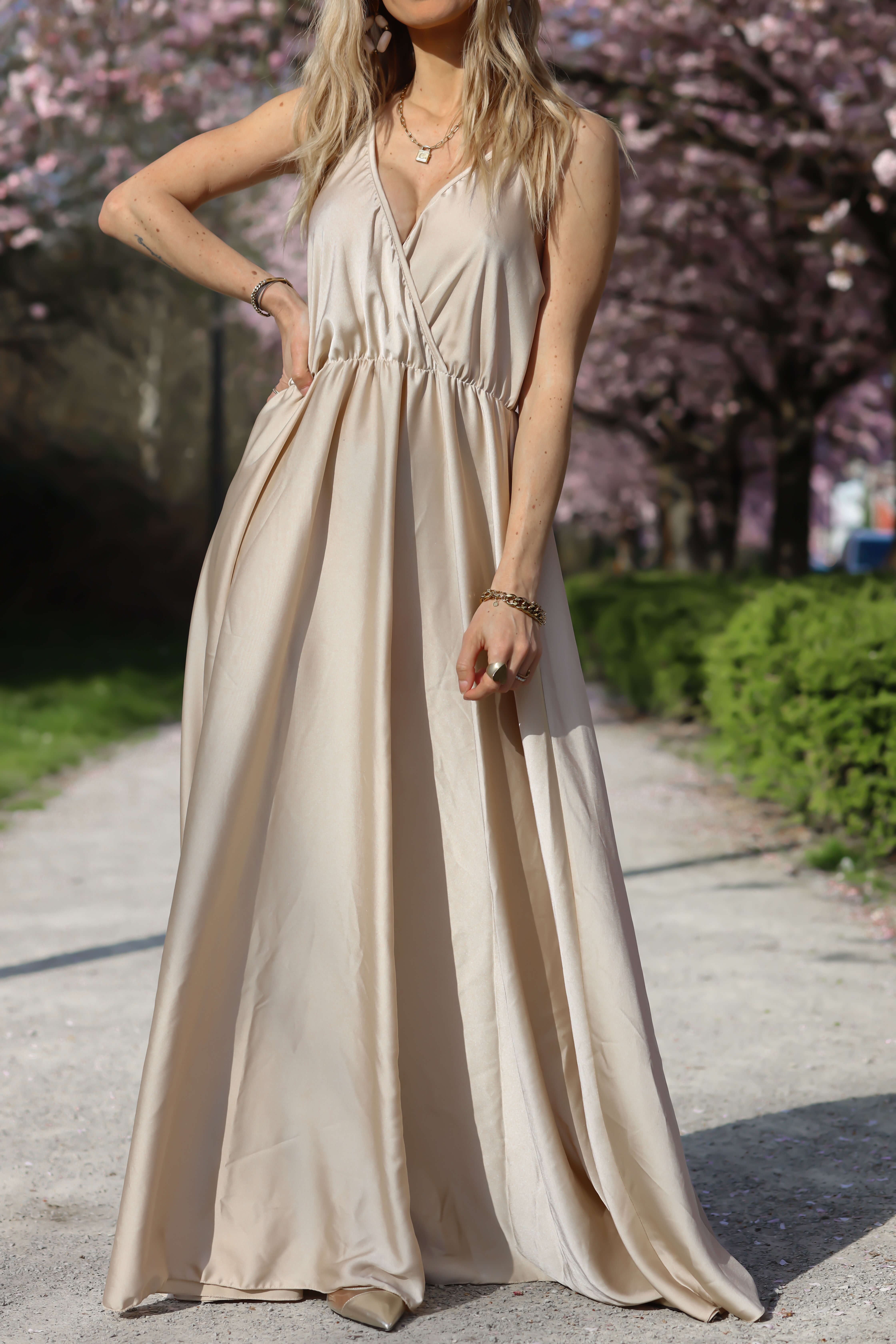 Couleur store champagne robe